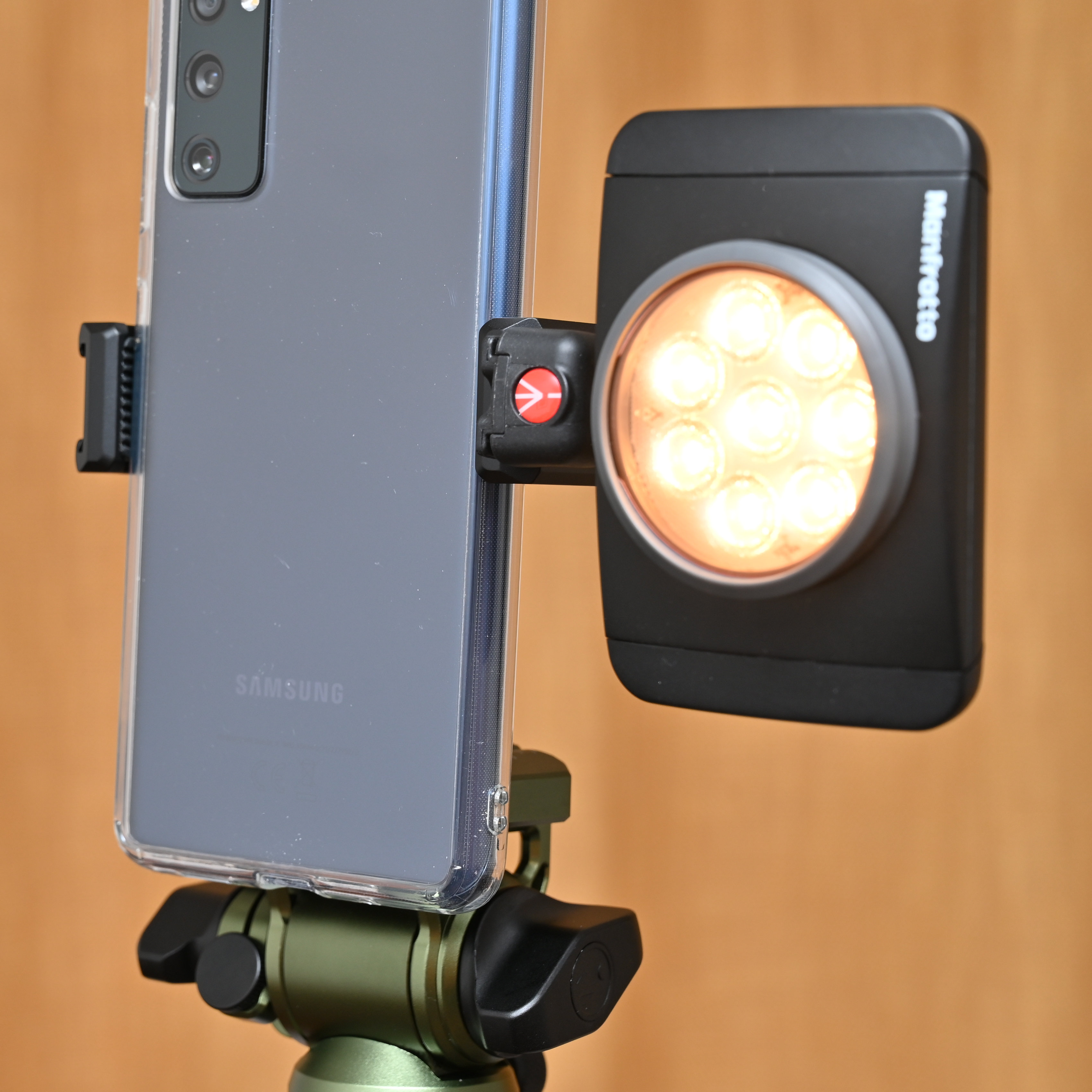 3 Legged Thing Phil smartphone holder and mount