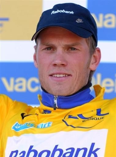 Lars Boom held onto the overall lead with smart riding on stage 1.