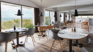 The dining room at Bedruthan Hotel & Spa