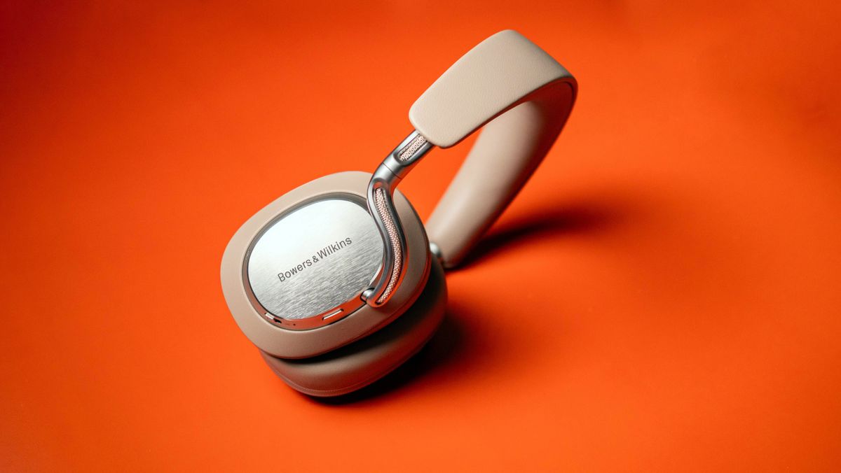 Bowers &amp; Wilkins Px8 S2 side view highlighting the leather and metal design