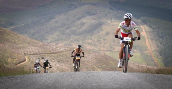 Burry Stander makes the race winning move