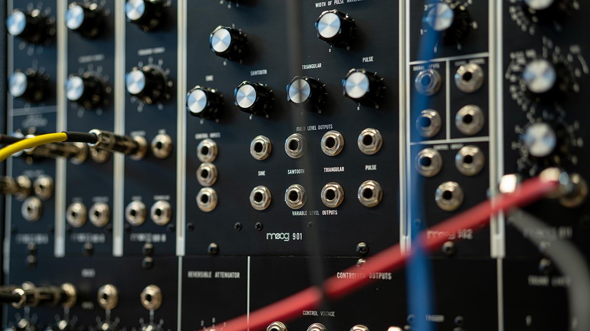Moog Model 10