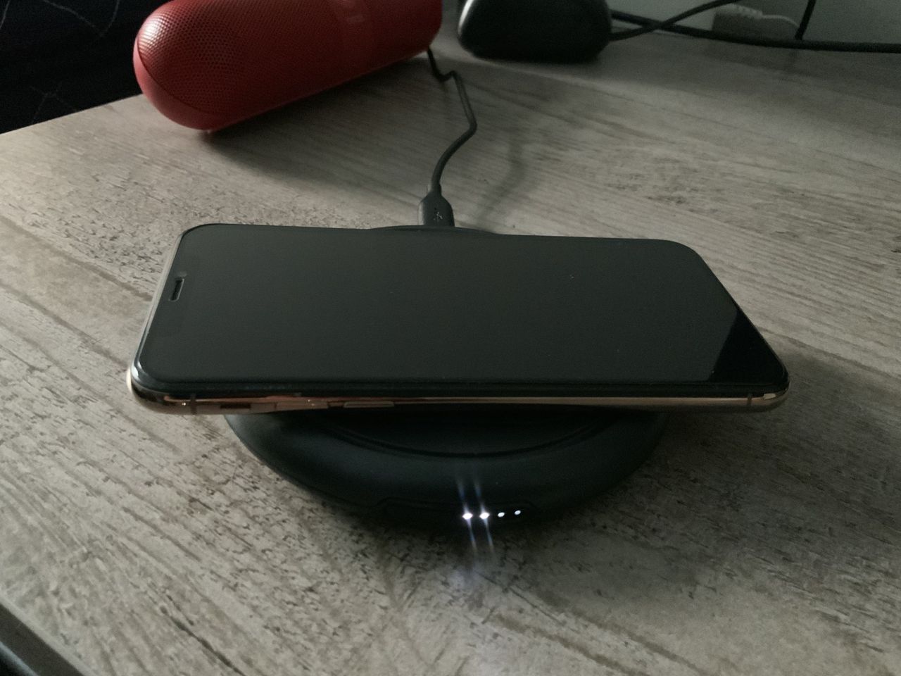 OtterBox OtterSpot Wireless Charging System