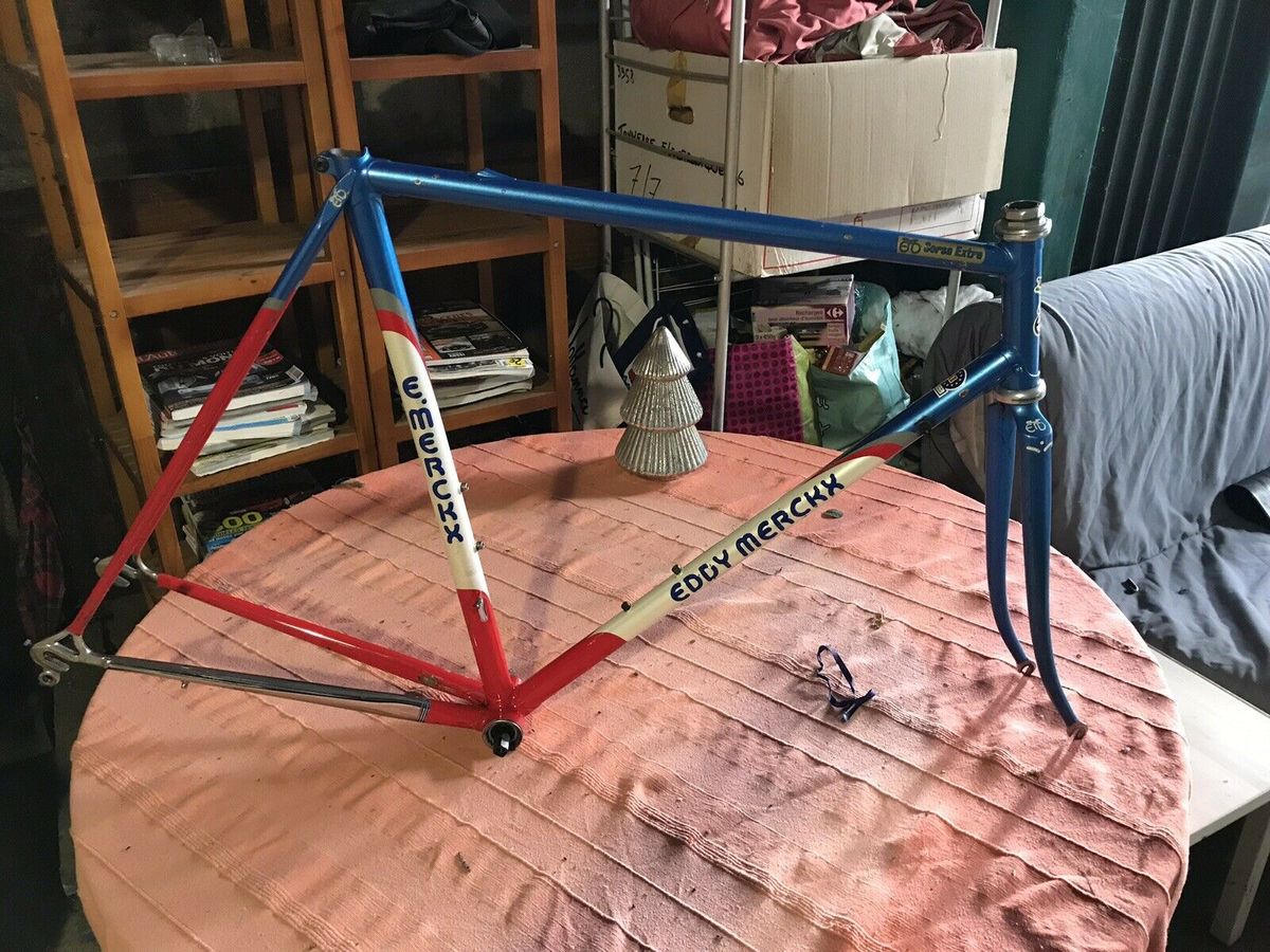 The classic Motorola paintjob on this Eddy Merckx Corsa Extra frame