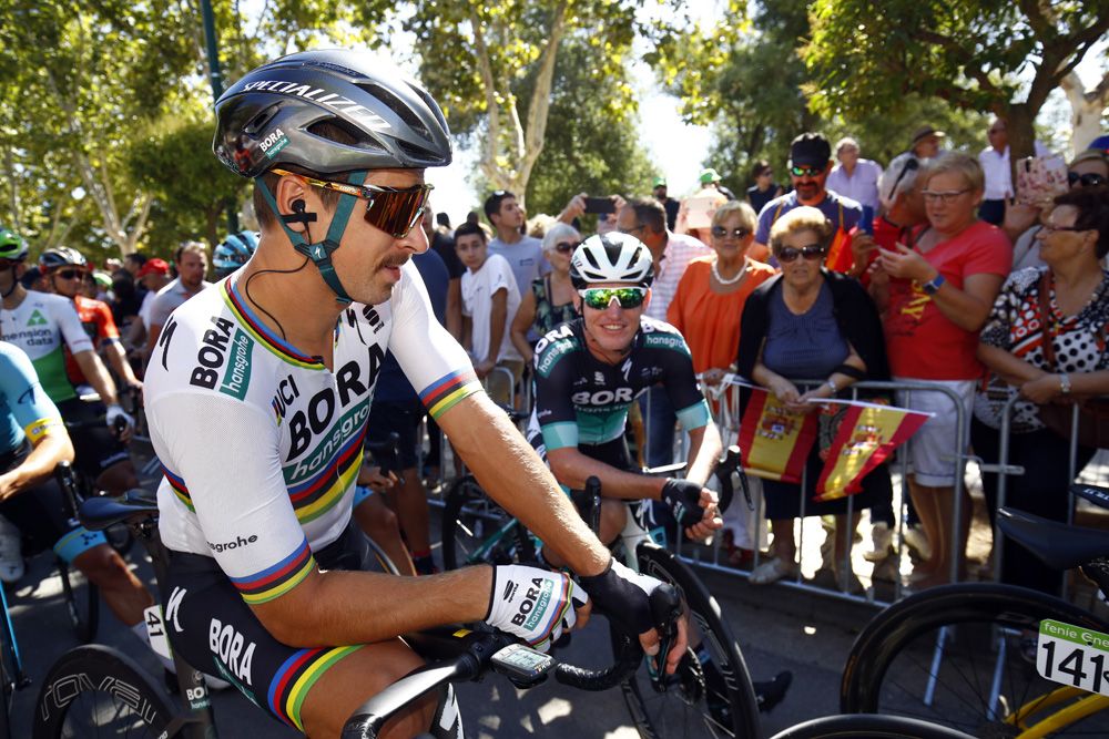 Peter Sagan awaits the start with Bora teammate Jay McCarthy