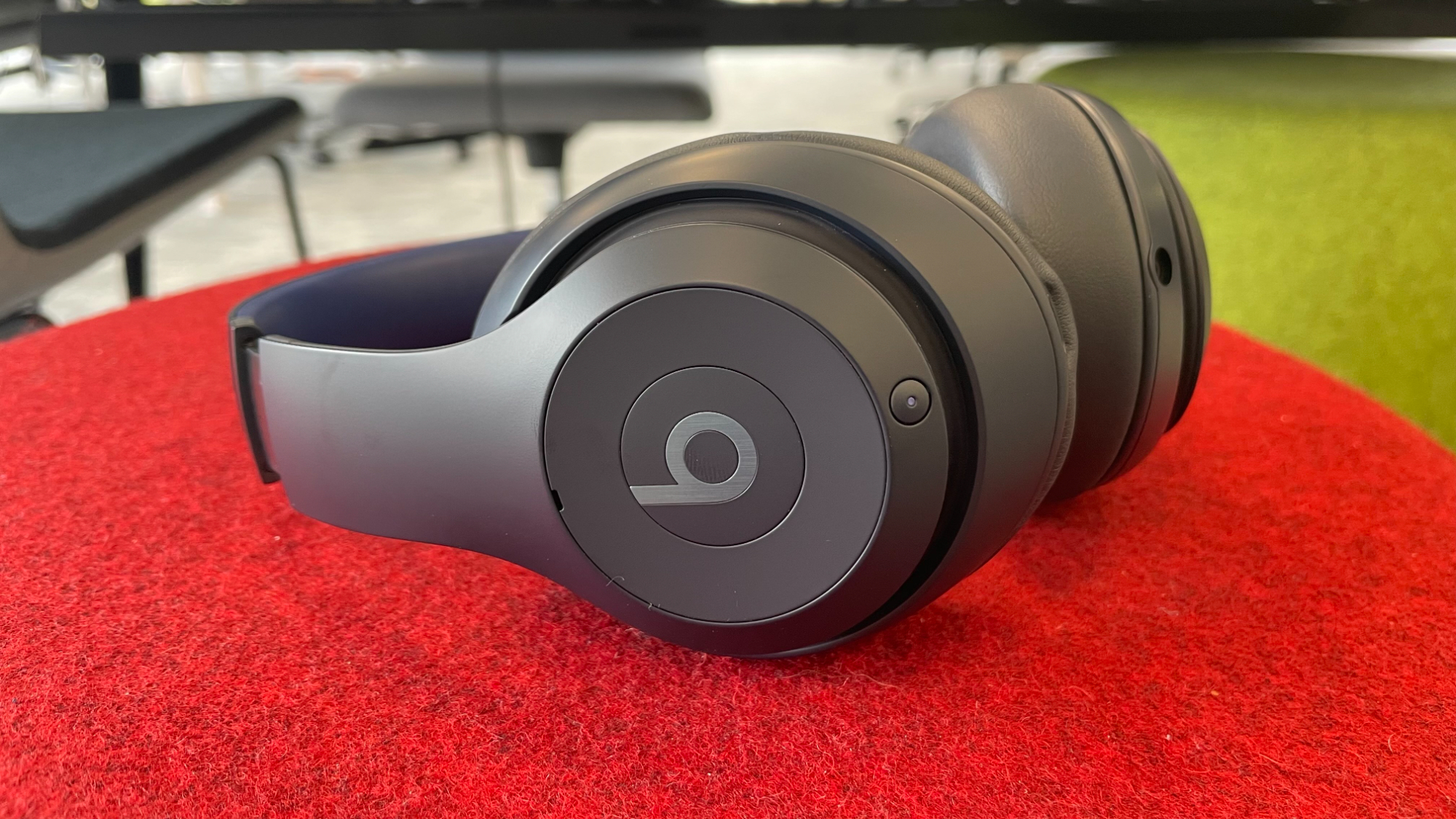 Beats Studio Pro