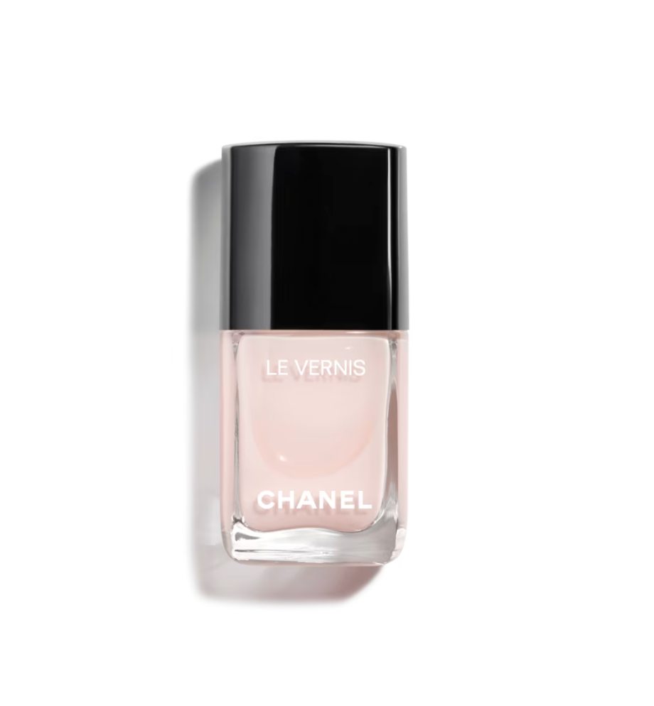 Chanel Le Vernis in 111 Ballerina