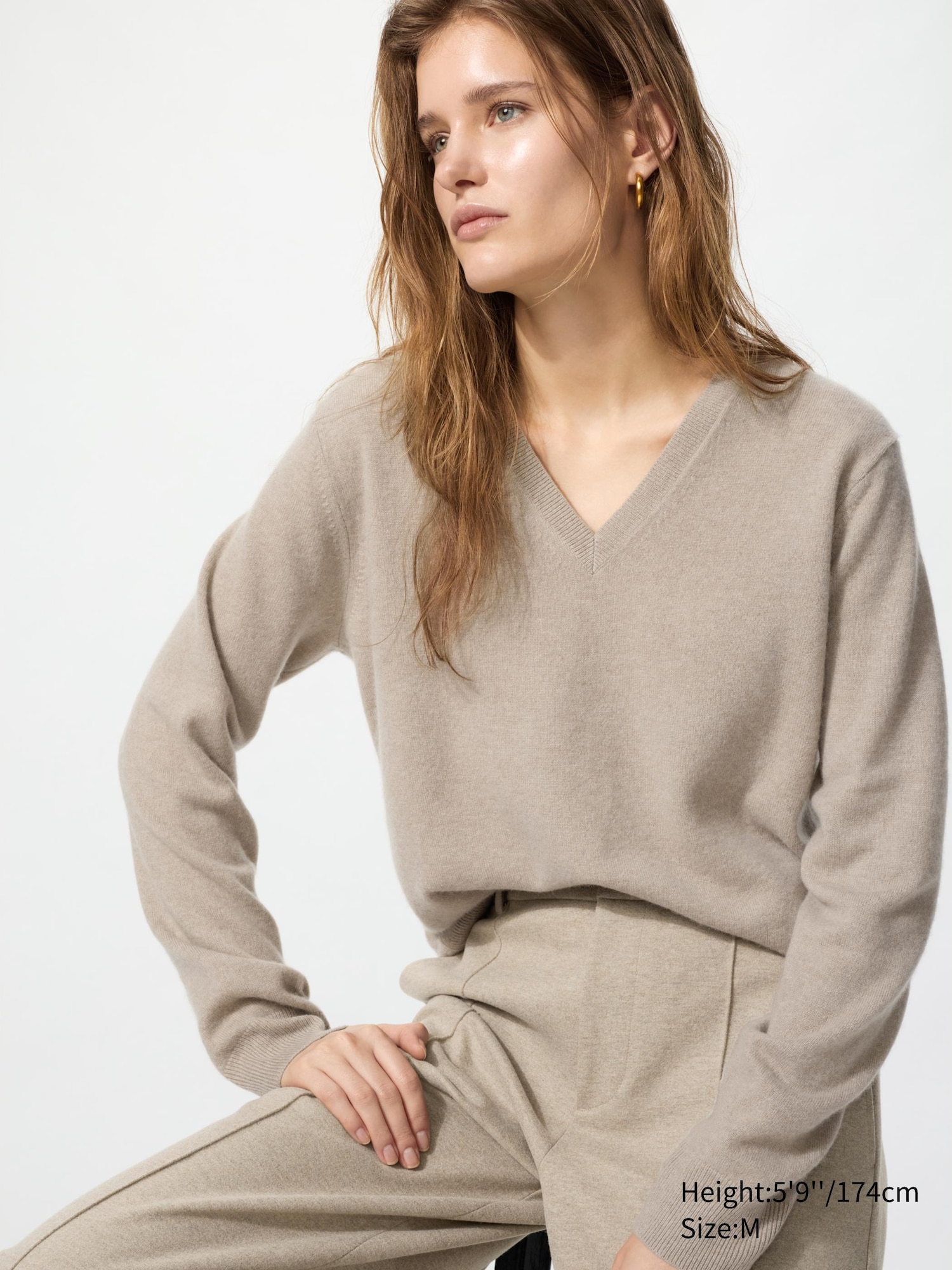 100% Cashmere V Neck Jumper