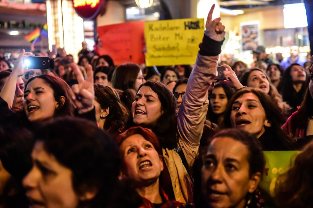 Turkey referendum protests. 