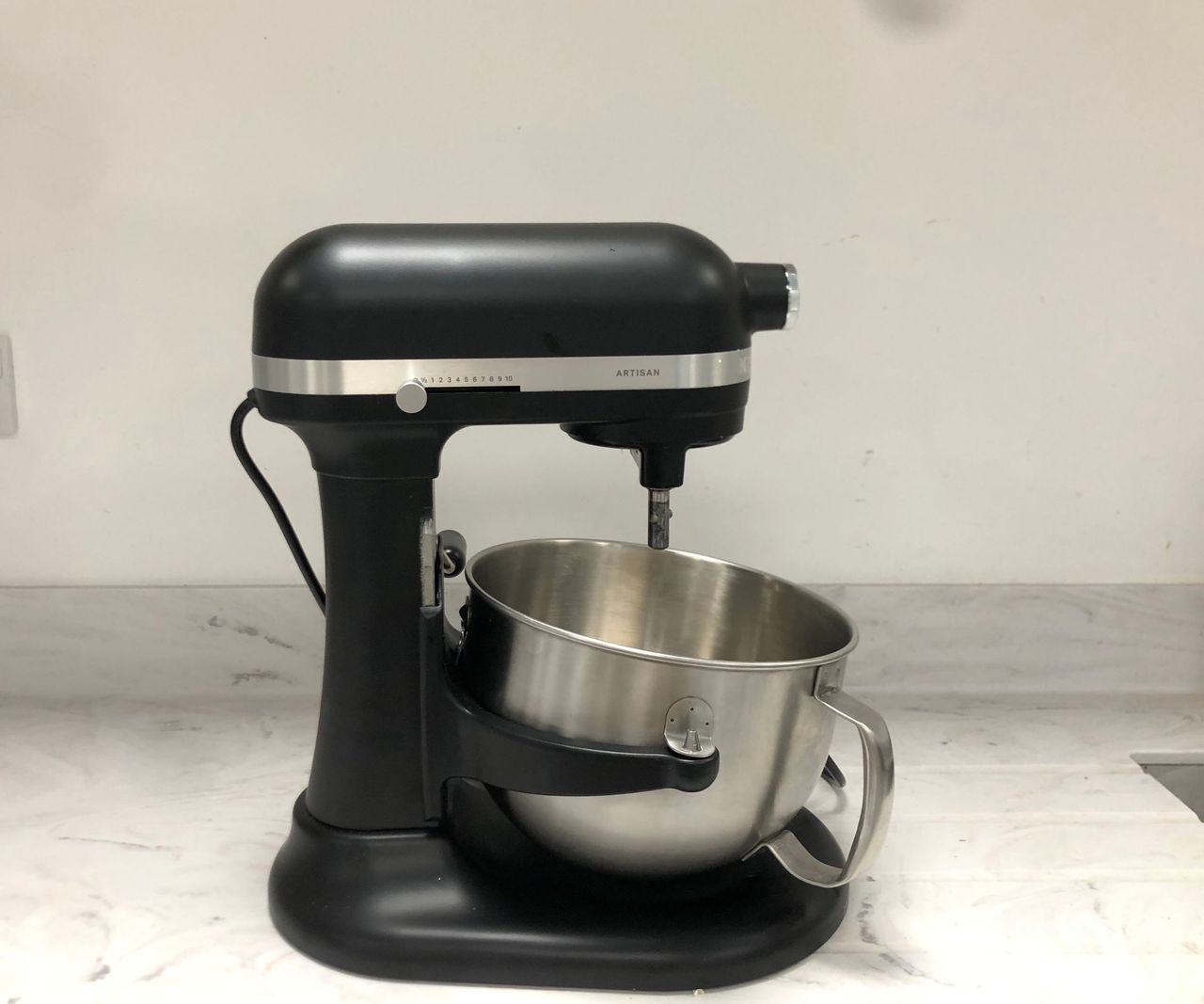 KitchenAid 5.6L Bowl Lift Stand Mixer on counter