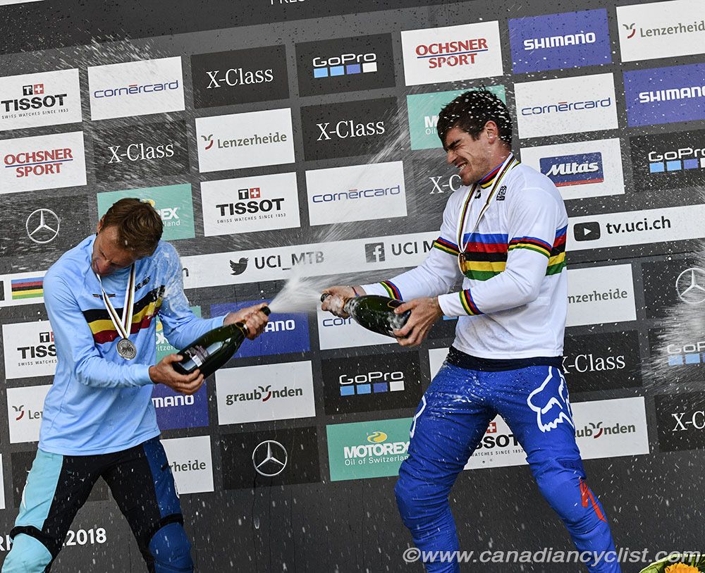 Martin Maes and Loic Bruni engage in a dual