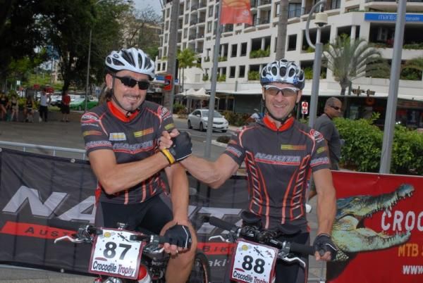 G&uuml;nter Weichbold and Erich Reith at the start