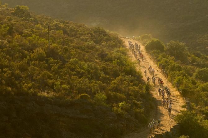 Riders ascend the old Piekeniers Kloof Pass