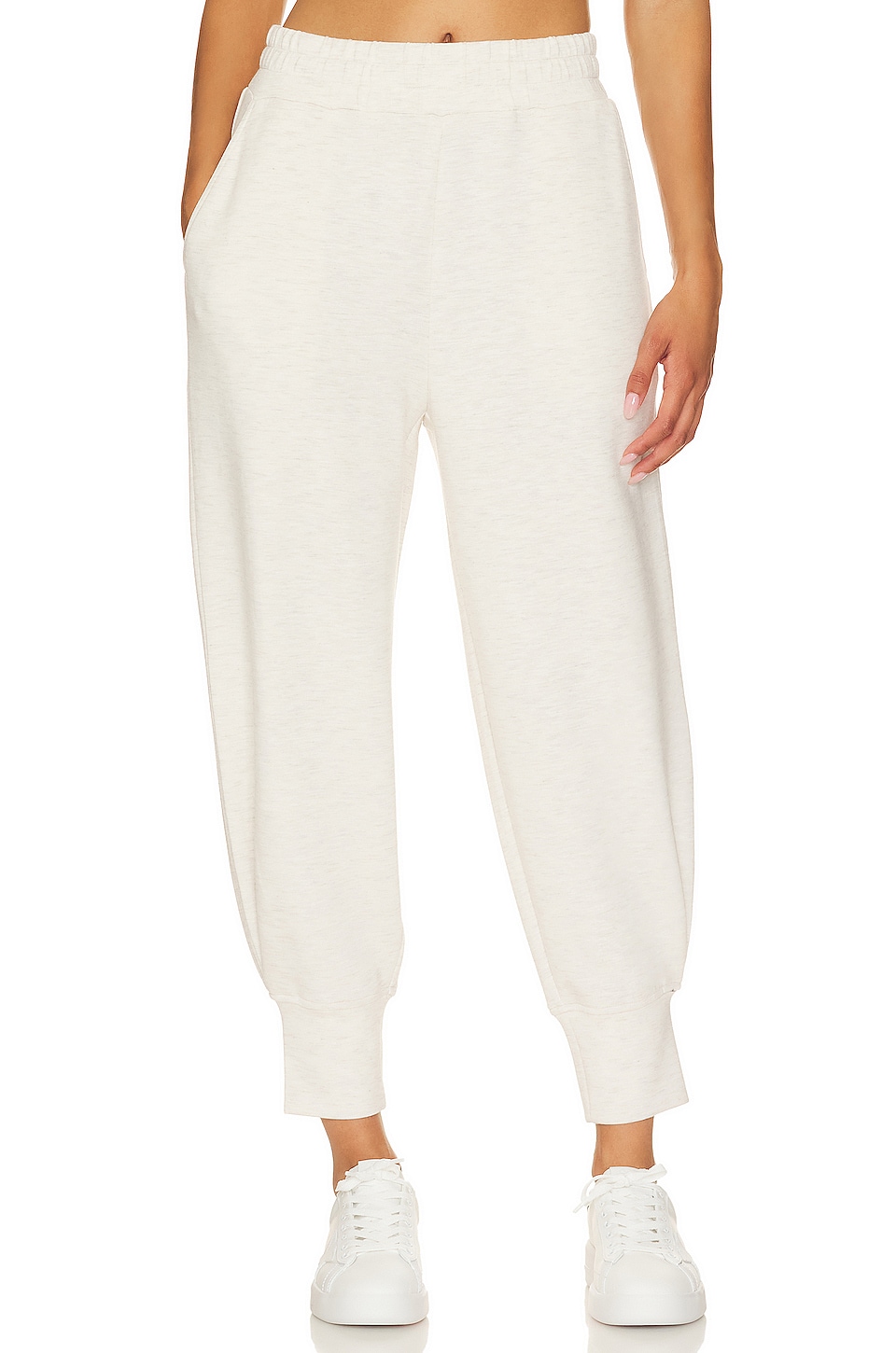 The Relaxed Pant 25