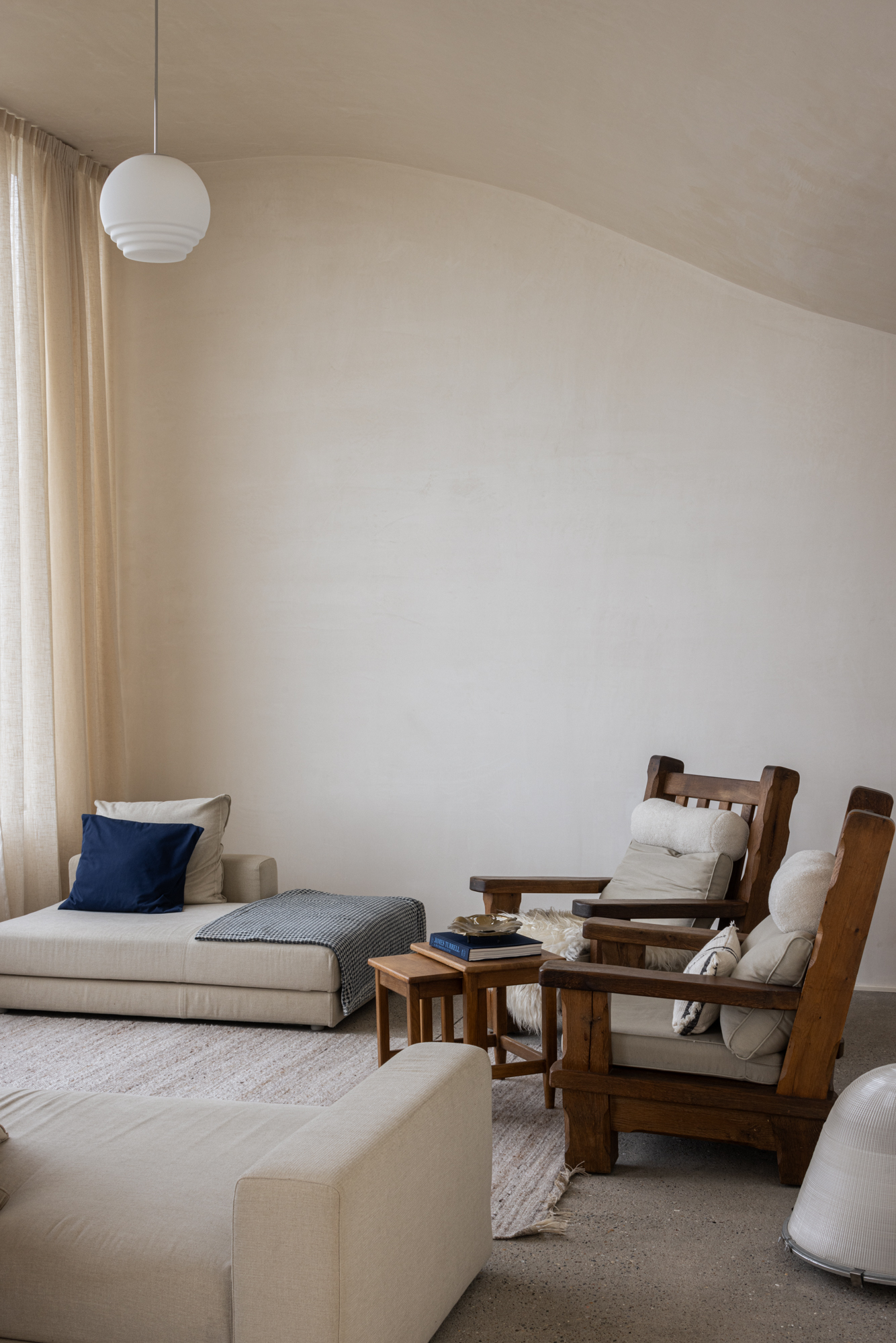 Villa Nouvelle Vague, Belgium, by Magalie Munters