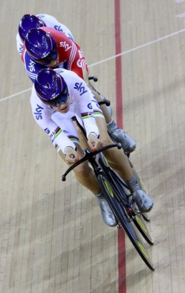 Great Britain's women's team pursuit squad en route to gold and the world record
