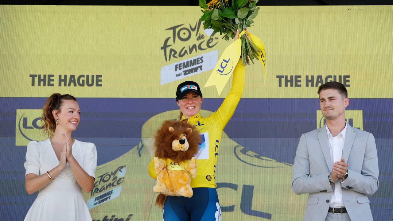 Charlotte Kool wins Stage 1 of the 2024 Tour de France Femmes