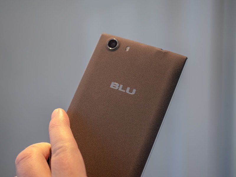 BLU Life One Textured back