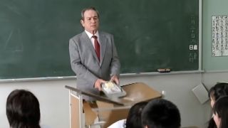 Tommy Lee Jones in a Japanese commercial