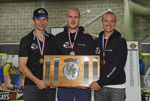 Daniel Bigham and Hayley Simmonds claim National 25-mile Time Trial ...