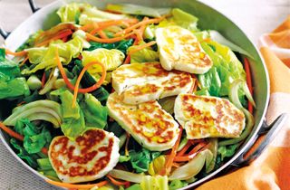 Healthy lunch ideas, Spring vegetables and couscous with halloumi