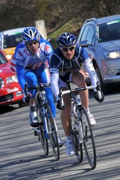 Albert Timmer (Skil-Shimano) sits behind Romain Feillu (Vacansoleil)