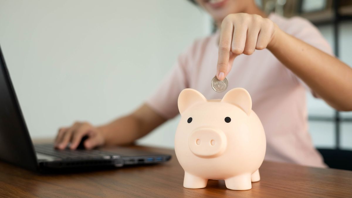 5 tech tools to help you save money and shop savvier