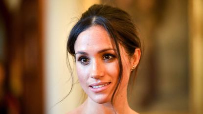 cardiff, wales january 18 meghan markle chats with people inside the drawing room during a visit to cardiff castle on january 18, 2018 in cardiff, wales photo by ben birchall wpa pool getty images