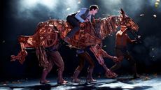 War-Horse-at-the-New-London-Theatre-Photo-by-Brinkhoff-Mögenburg-852-034.jpg