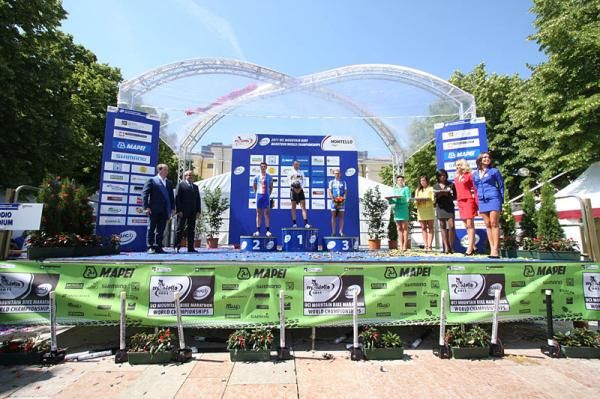 The elite men's podium