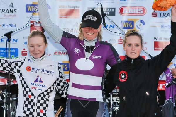 Women's stage 1 awards ceremony