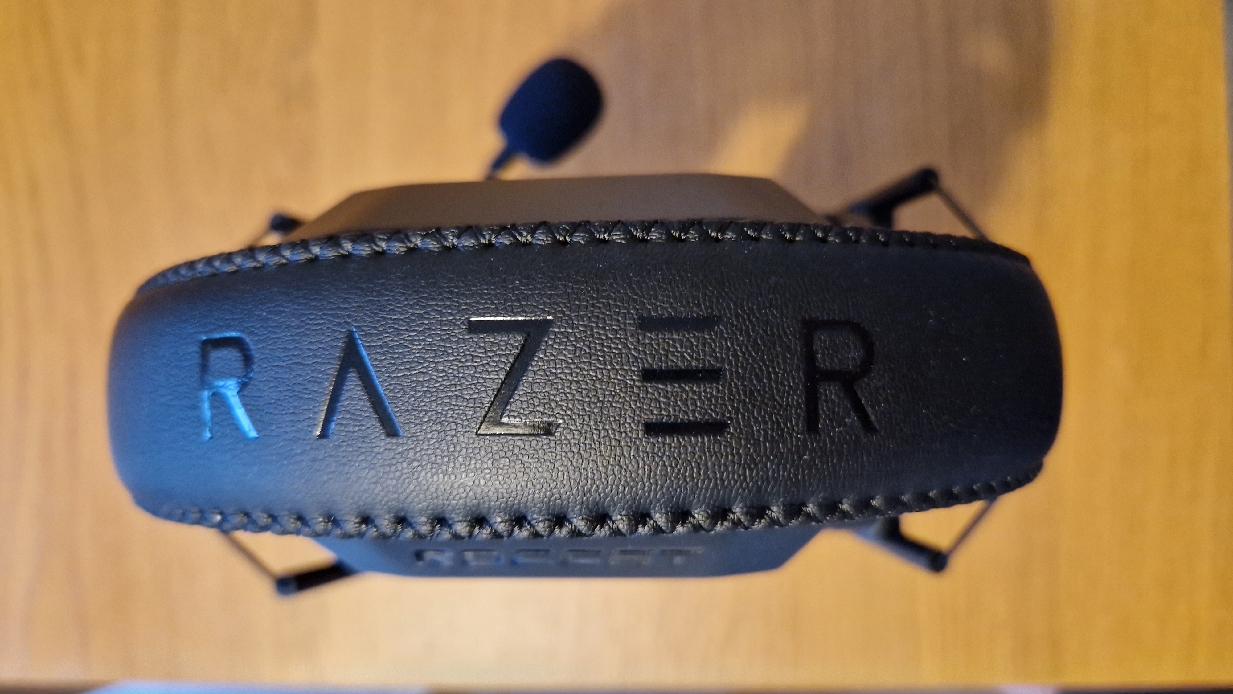 Razer BlackShark V2 Pro 2023 headset detail images