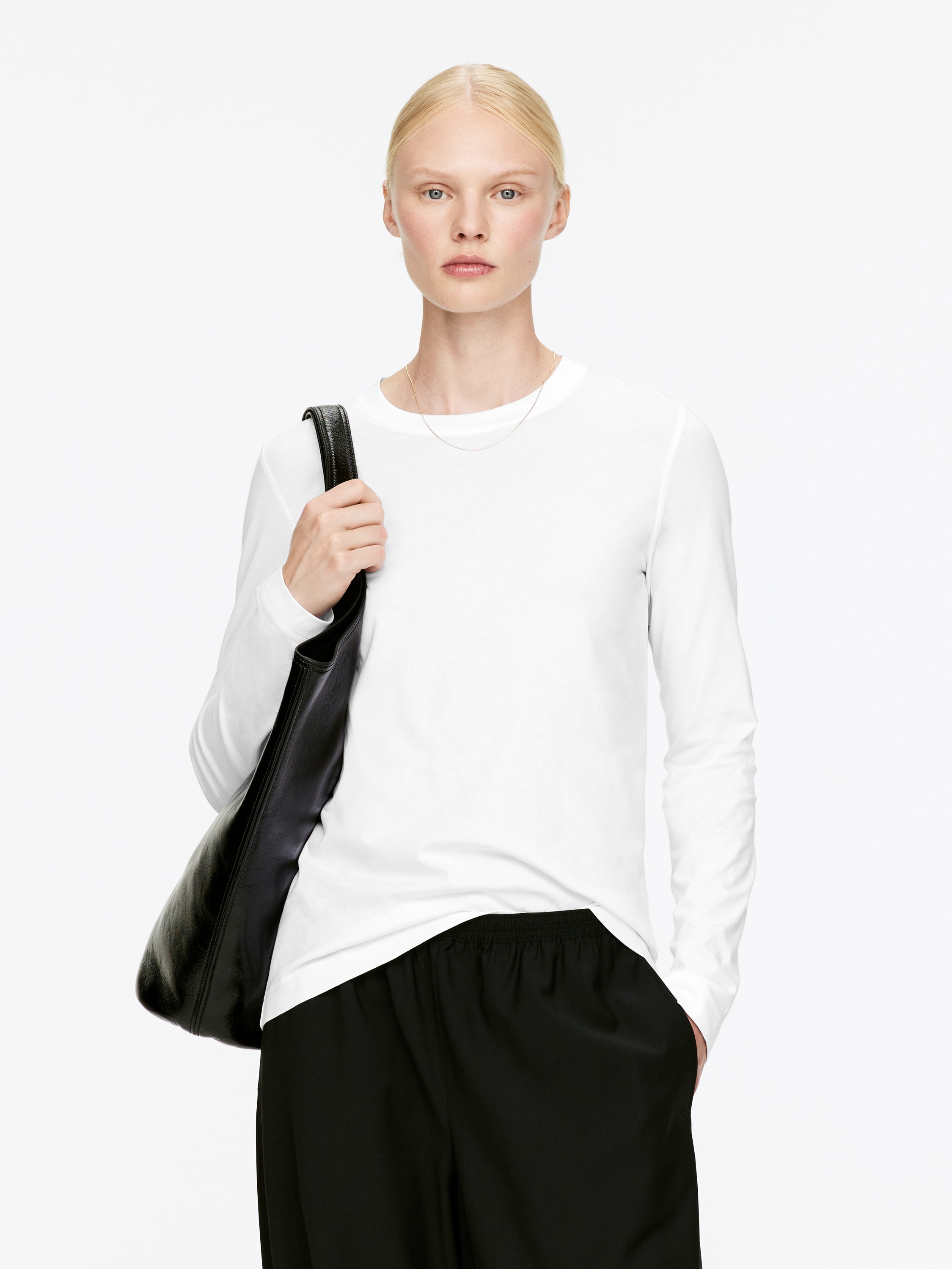 Iris Signature Long-Sleeve T-Shirt &amp;ndash; White &amp;ndash; Arket Gb