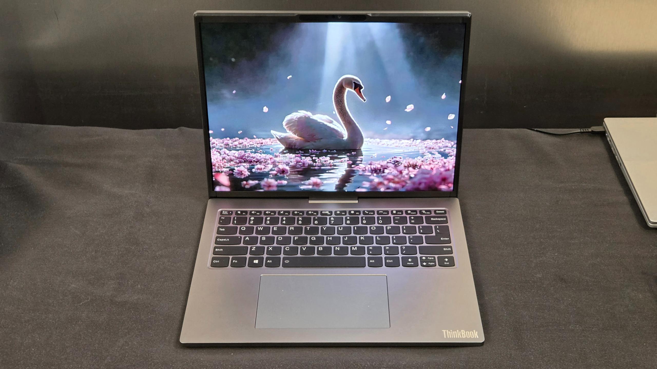 Lenovo Project Swan Concept