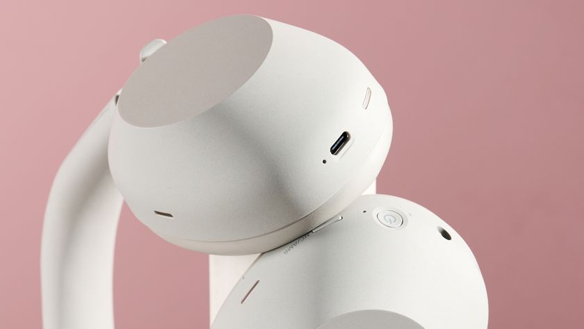 Sony WH-1000XM6 earcups