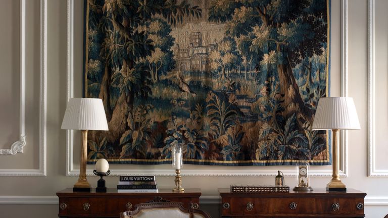 Tapestry in living room in Kensington, designed by Albion Nord