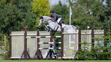 Showjumping.-5_.-Winner.Donald-Whitaker-GBR-riding-Millfield-Colette-in-The-AGRIA-King-George-V-Gold-Cup-_20240728-2-1.jpg