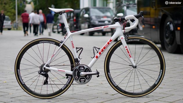 Alberto Contador was made to go uphill, and so is this new Trek Emonda SLR