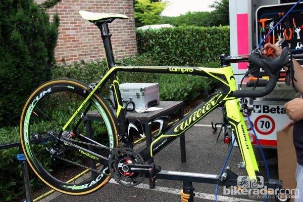 Lampre-ISD debuted a new Wilier Triestina Cento 1 SR model at the start of this year's Tour de France. The new bike will replace the current range of Cento 1 variants.