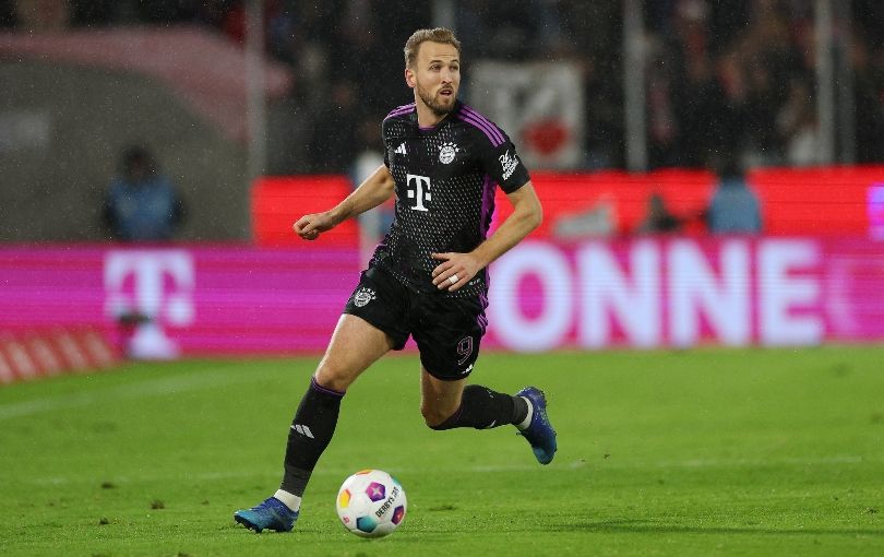 Harry Kane on the ball for Bayern Munich