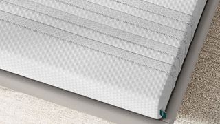 Leesa Sapira mattress
