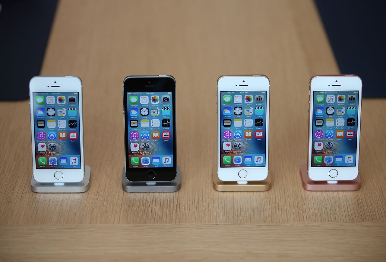 CUPERTINO, CA - MARCH 21:The new iPhone SE is displayed during an Apple special event at the Apple headquarters on March 21, 2016 in Cupertino, California. Apple announced the iPhone SE and a