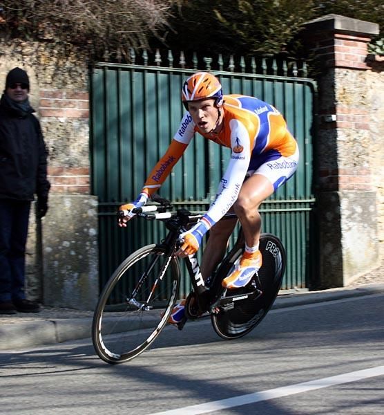 Prologue winner Lars Boom (Rabobank).