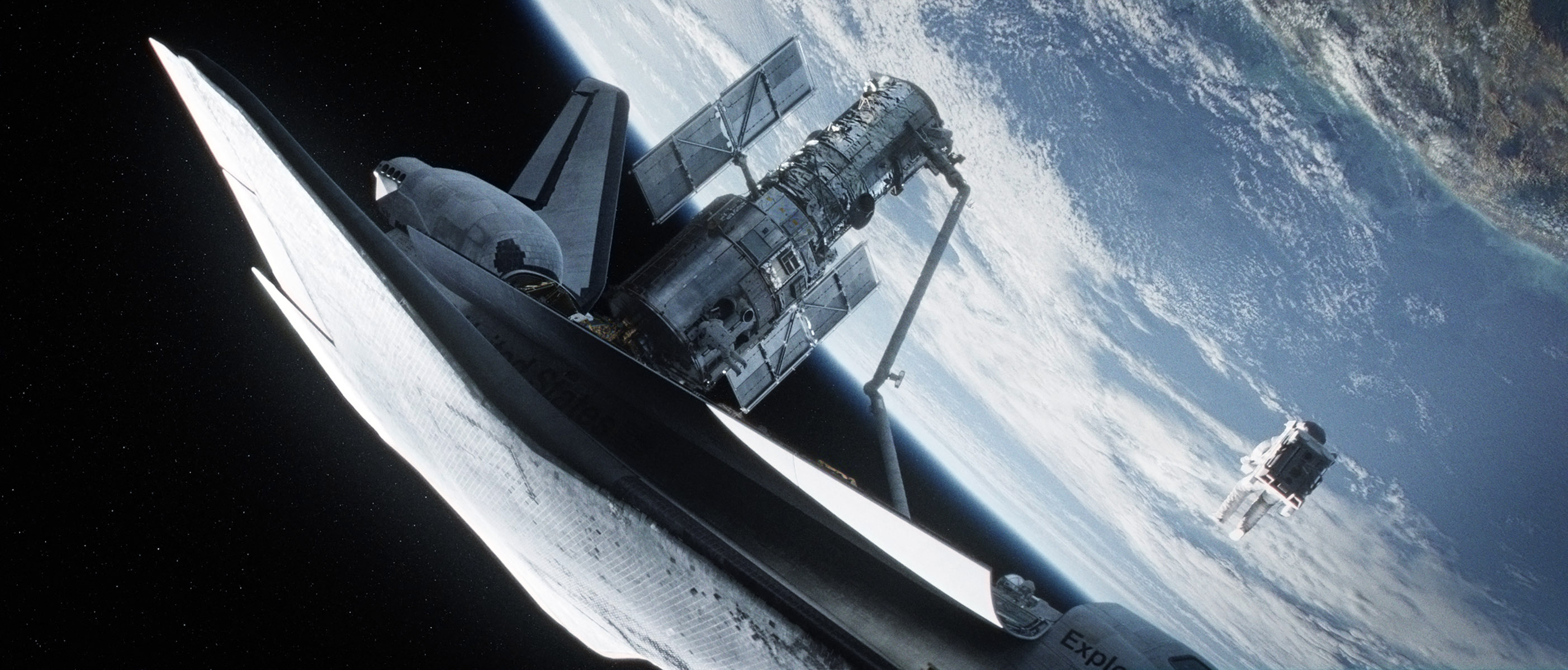 Photos 'Gravity' Film Showcases Smashing Action in Outer Space Space