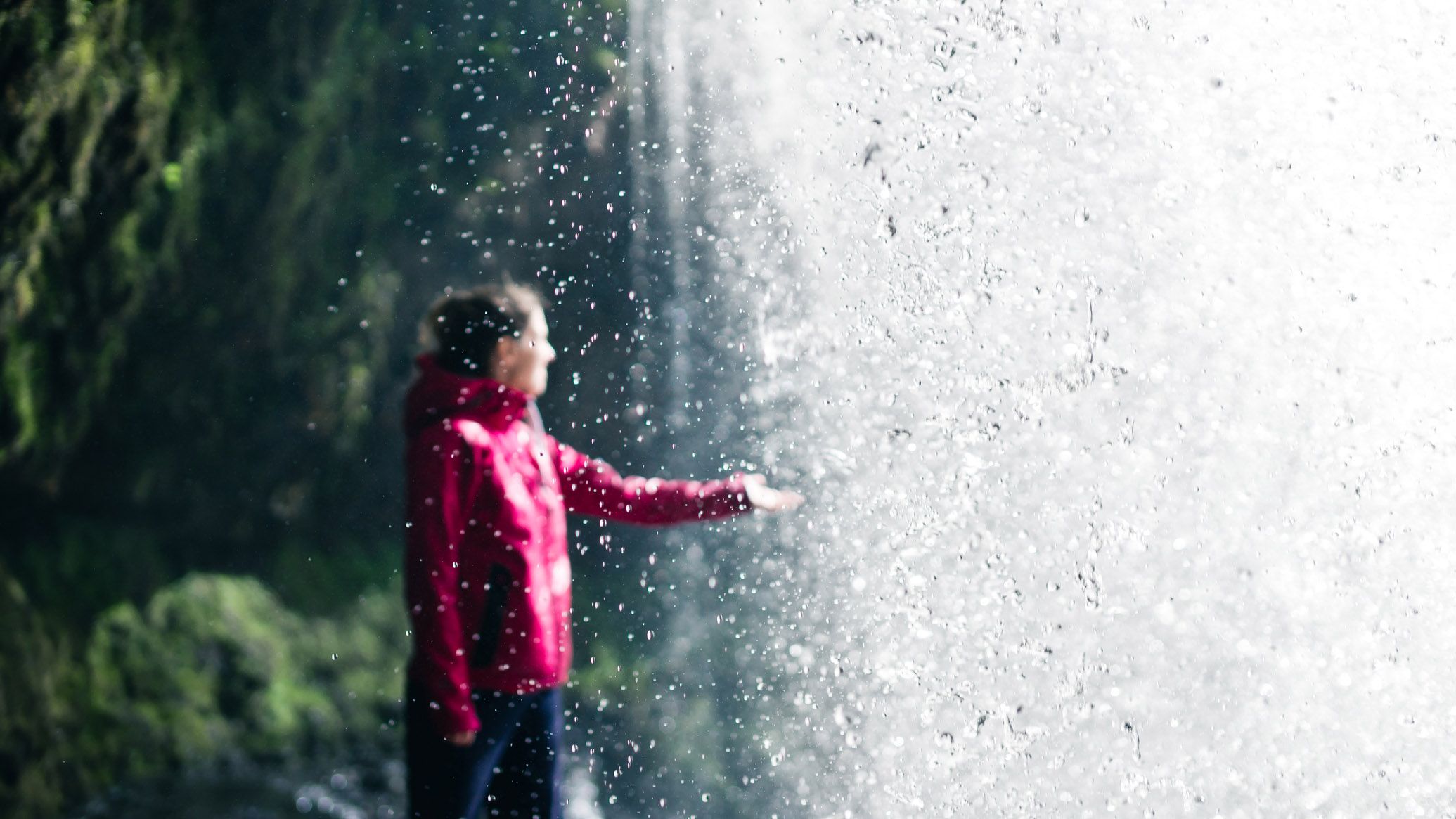 9 safety tips for waterfall hikes - get kitted up, stay on the trail ...