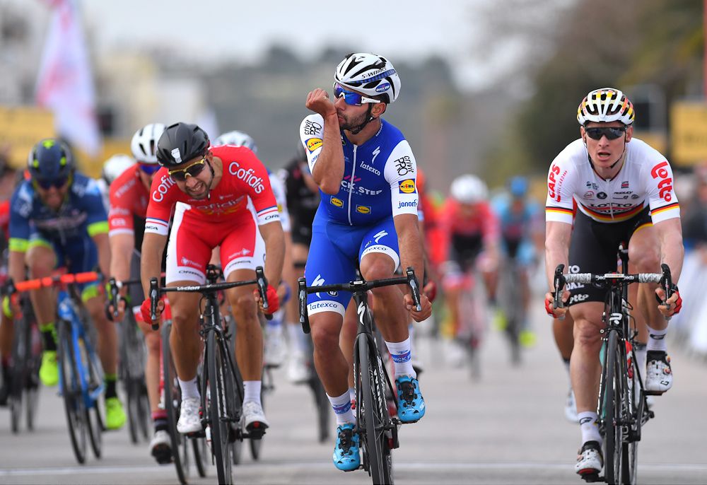 Fernando Gaviria wins stage 1 at the Volta ao Algarve
