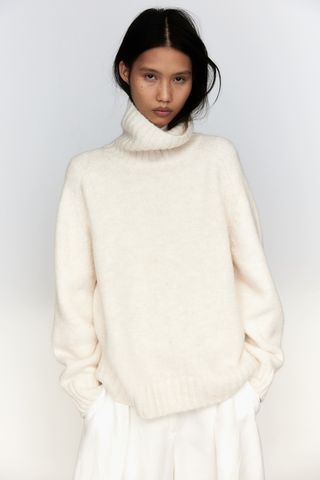 H&M, Oversized Turtleneck Sweater