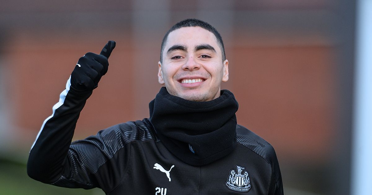 Newcastle United star Miguel Almiron gives the thumbs up during a Training Session at the Newcastle United Training Centre on January 16, 2020 in Newcastle upon Tyne, England.