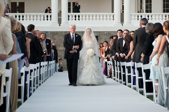 Chelsea-Clinton-Bill-Clinton-and-Hilary-Clinton and Marc Mezvinsky-Chelsea Clinton&#039;s wedding photos