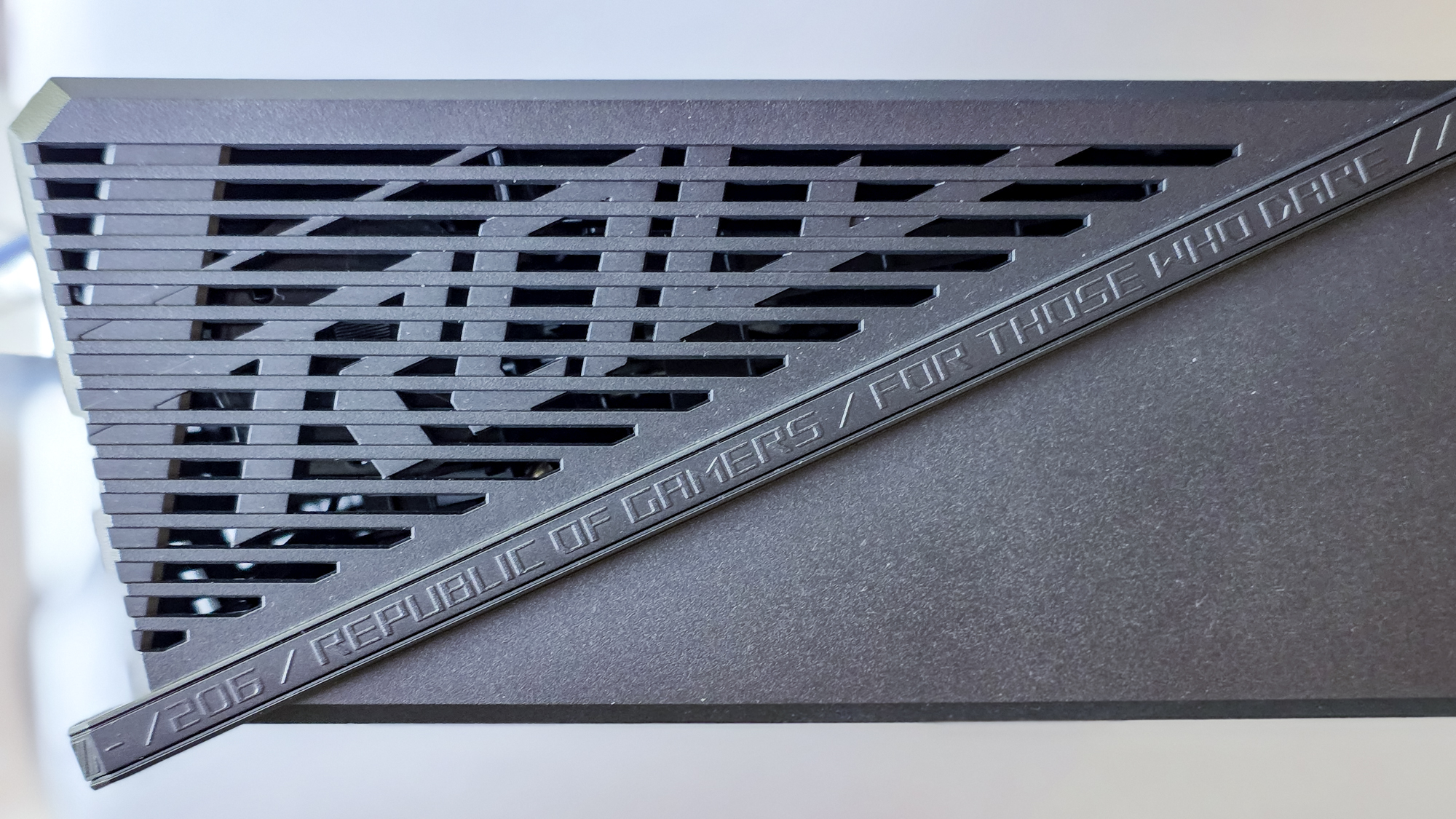 Top of the Asus ROG Strix GS-BE18000 gaming router